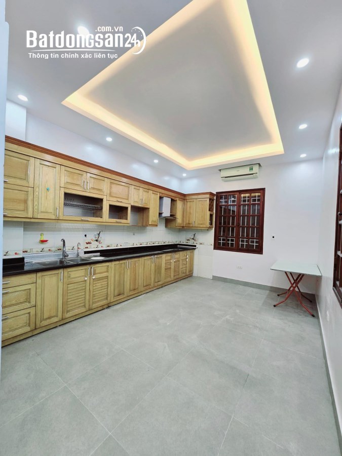  BÁN NHÀ NGUYỄN VĂN VIÊN-MẶT NGÕ-LÔ GÓC-3 THOÁNG-SỔ ĐẸP-TIMES CITY-75M 5T 11TỶ