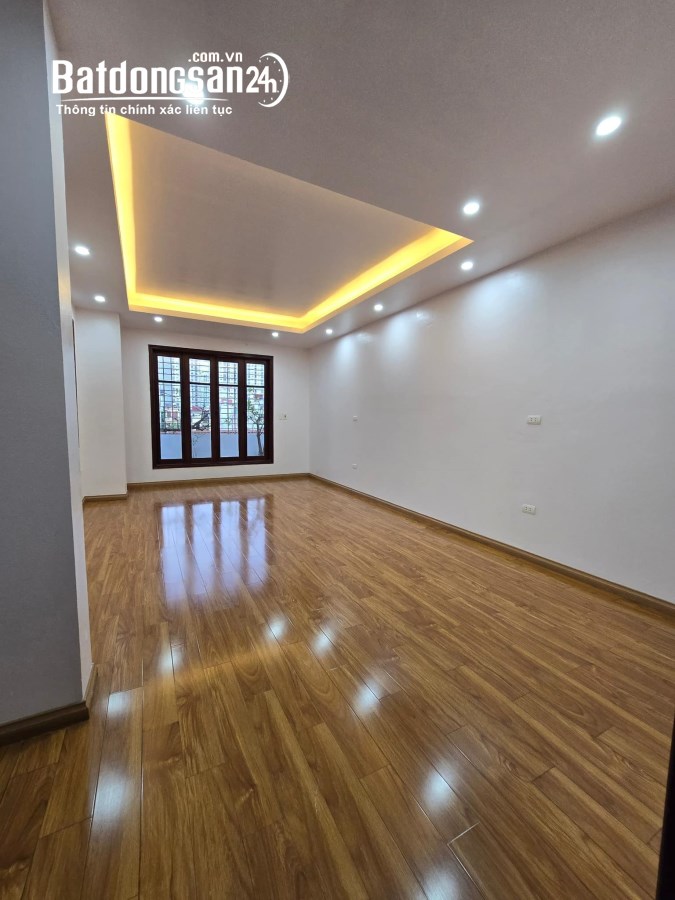  BÁN NHÀ NGUYỄN VĂN VIÊN-MẶT NGÕ-LÔ GÓC-3 THOÁNG-SỔ ĐẸP-TIMES CITY-75M 5T 11TỶ