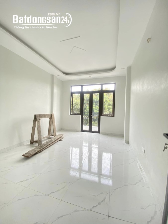CỰC HOT. BÁN NHÀ LA PHÙ- NHÀ 2 MẶT TIỀN- NGÕ RỘNG, THÔNG Ô TÔ VÀO , CÓ THỂ KINH DOANH
