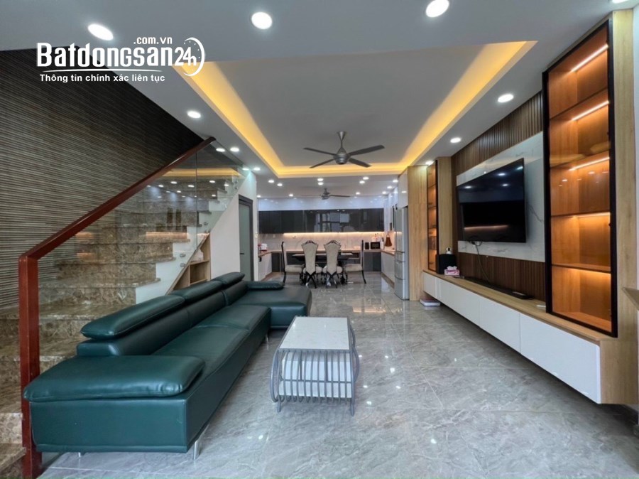 SIÊU VILLA MINI QUẬN 2- 5 TẦNG NỘI THẤY SÁNG BÓNG- XE TẢI ĐỖ NHÀ- CHẠM LÀ CHỐT