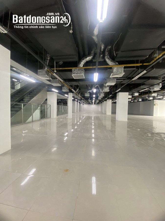Cho thuê văn phòng DT từ 100m2,1000 tại chân đế tòa Mipec 299 Tây Sơn, Đống Đa,Hà Nội