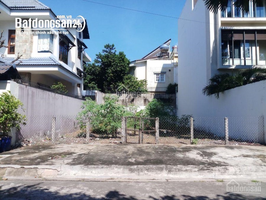 Bán đất biệt thự khu 31ha Trâu Quỳ -247m2 đường 13m view vườn hoa giá tốt.0982852808