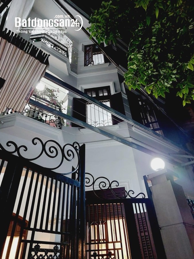 BÁN GẤP NHÀ ĐẸP 4 TẦNG HỒ TÂY, NGÕ THÔNG, Ô TÔ VÀO NHÀ, 20M RA HỒ, 57,3M2, GIÁ 14,3 T