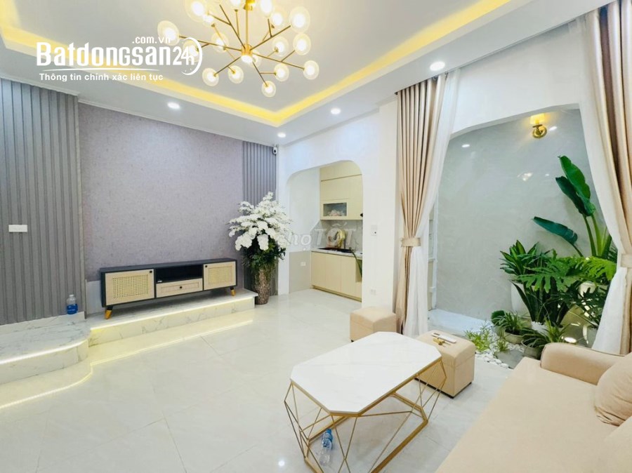 Cho thuê nhà trong ngõ ba gác phố Xã Đàn, Đống Đa 38m x 5T giá 18TR - cho ở nhóm