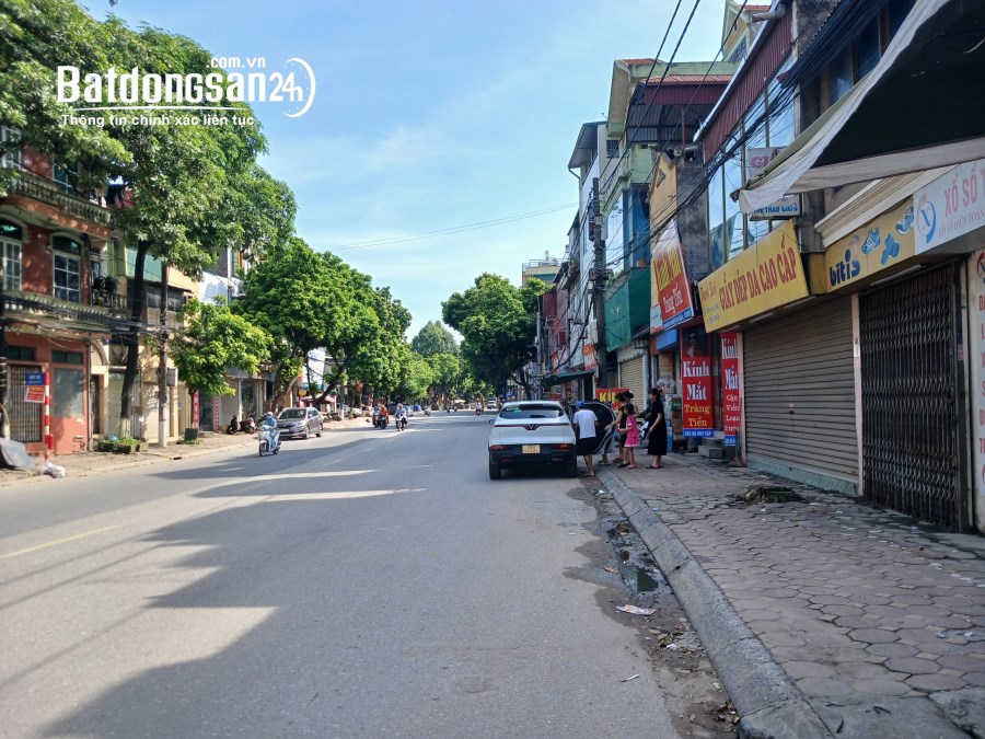 Bán nhà mặt phố Hà Huy Tập, Yên Viên. Vỉa hè rộng, k.doanh đa dạng, 168m2 ~ 13,5 tỷ
