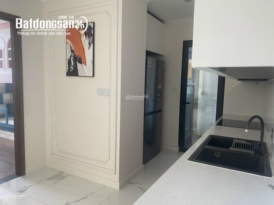 Cho thuê căn hộ chung cư Đường Nguyễn Hoàng Tôn, Quận Tây Hồ