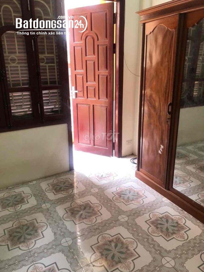 Cho thuê nhà trong ngõ ba gác phố Thái Thịnh Đống Đa 45m x 4T giá 13TR, cho thuê nhóm