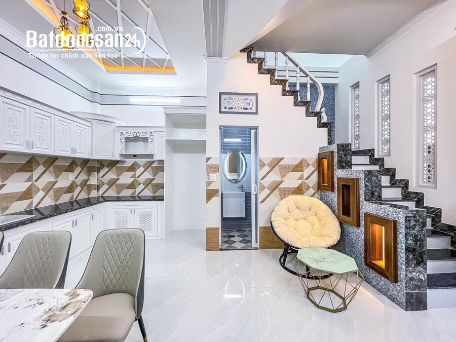 NHÀ MỚI XÂY 1 TRỆT 1 LẦU HẺM 567 ĐƯỜNG CẶP BỜ HỒ HỒ BÚN SÁNG - NINH KIỀU, CẦN THƠ