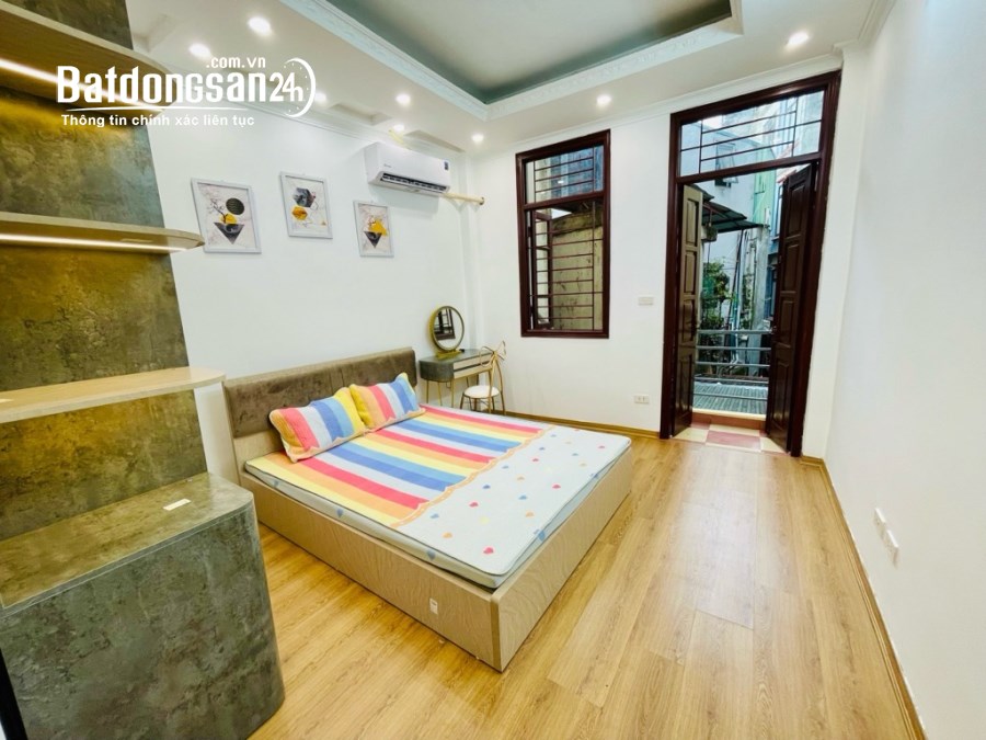 Bán nhà phố Vạn Phúc nhỉnh 6 tỷ 43m2, 5tầng cực đẹp tặng full đồ hiếm quận Ba Đình