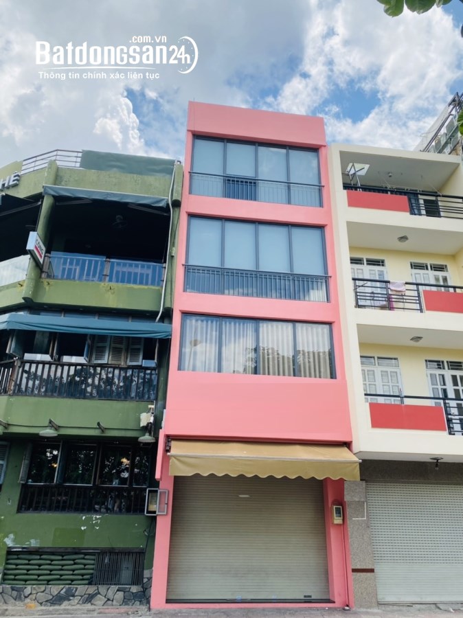 Bán nhà mặt tiền Trường Sa, P2, Phú Nhuận. Dt:4,5x13, 1tr3l, giá:27 tỷ