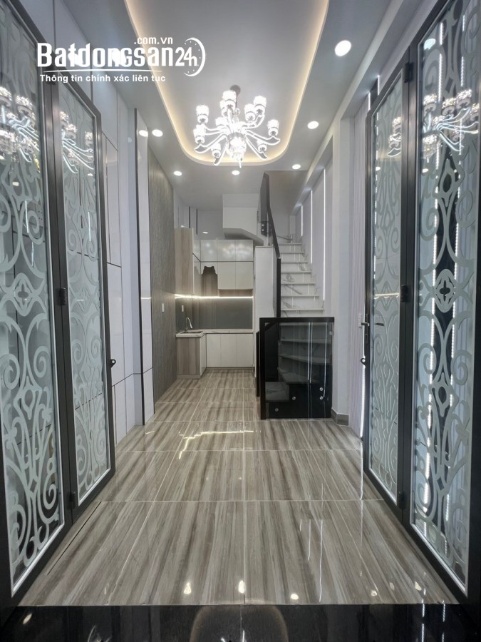 💥🏠🔥Siêu phẩm, sát MT, Bà Hom, Q6, 3 tầng, mới tinh, Full nội thất, nhỉnh 2 tỷ xíu