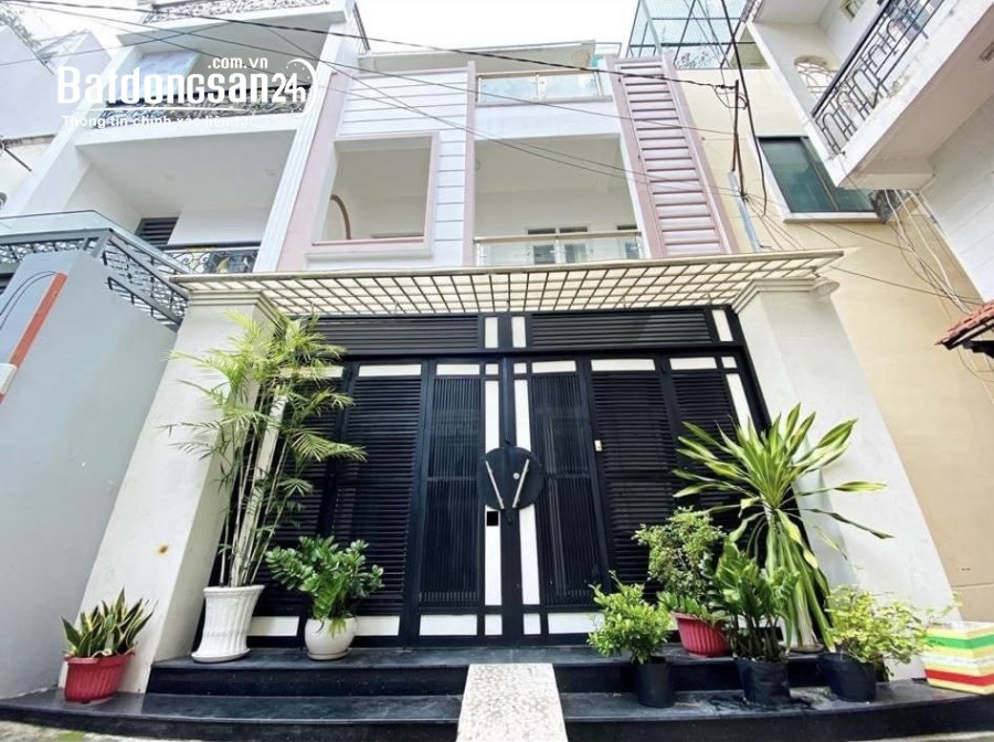 Bán nhà Đường Trần Bình Trọng, Phường 3, Quận 5