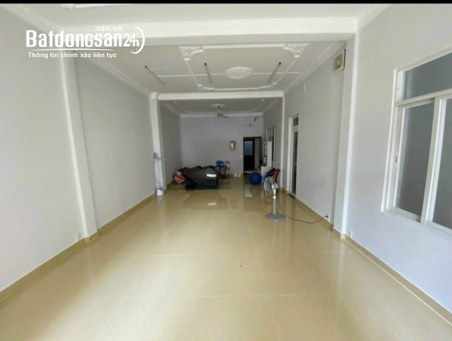 Bán nhà Đường Trần Bình Trọng, Phường 3, Quận 5