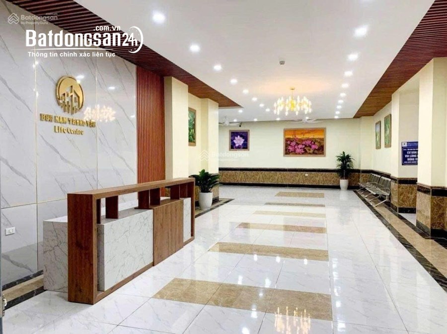 Bán CHCC tòa B6A Nam Trung Yên. DT 82m2 gồm 2pn và 2vs, căn góc. Giá 3,95 tỷ.