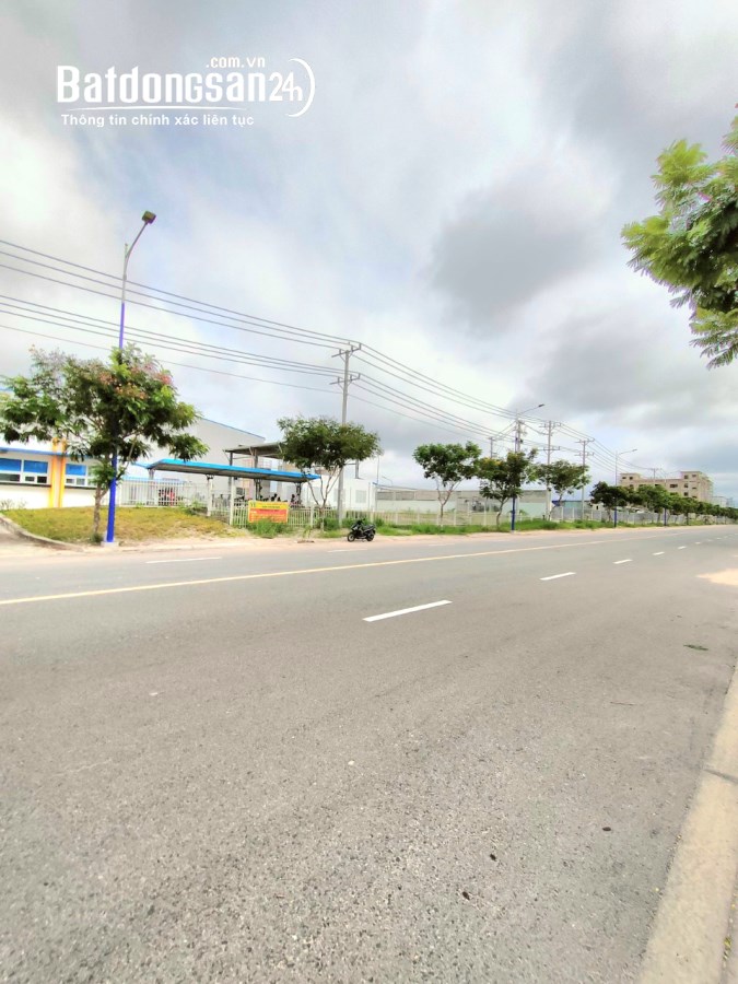 Tôi Cần Bán 22m Mặt Tiền Bê Tông Chỉ 299Tr, Đất Giá Rẻ, Sổ Sẵn Gần KCN