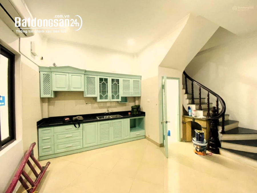 Nhà 5 tầng ngõ 399 Âu Cơ 45m2 4PN gần thung lũng hoa Tây Hồ