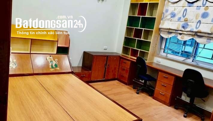 Bán chung cư Dương Đình Nghệ Cầu Giấy 122m giá 6.1 tỷ, căn góc, tầng trung