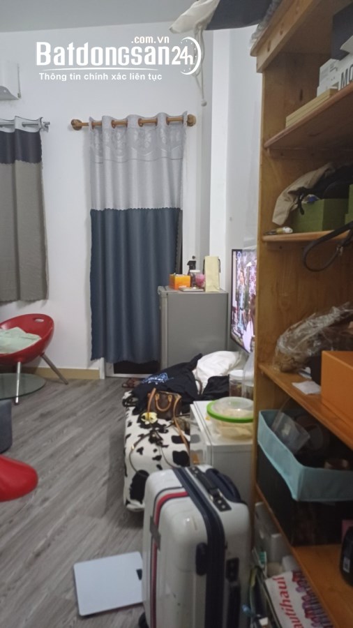 Ung Văn Khiêm, Bình Thạnh. Kế Hutech. Xe hơi vào nhà. Ngang 6m nở hậu, 90m2. Chỉ 13 t
