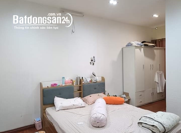 Bán chung cư 137 Nguyễn Ngọc Vũ Cầu Giấy 87m giá 4.6 tỷ, 3 ngủ, về ở luôn