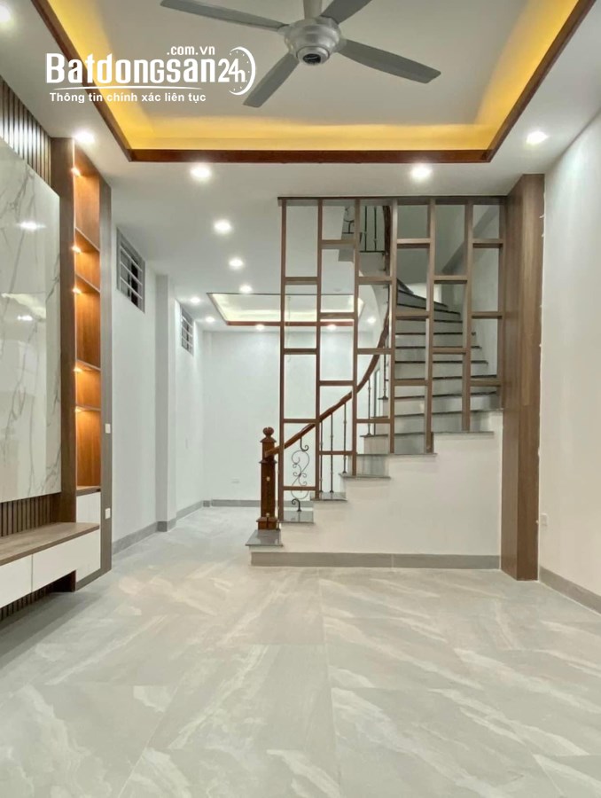 BÁN GẤP NHÀ 42M2 MỚI TINH NGÃ 6 Ô CHỢ DỪA _5 TẦNG_MẶT TIỀN 5M_6TỶ.