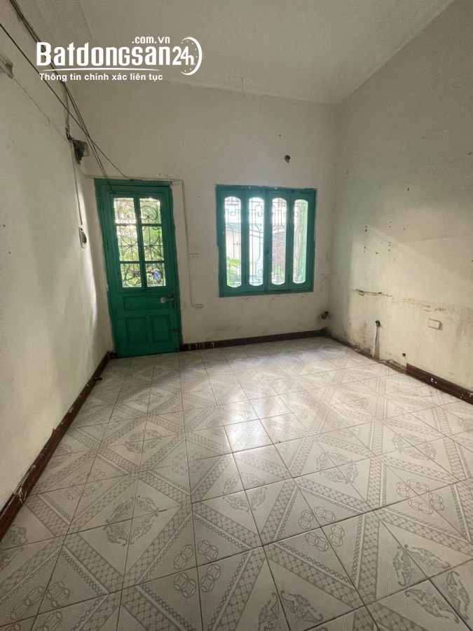 BÁN NHÀ PHÂN LÔ NGHĨA TÂN–CẦU GIẤY–Ô TÔ CHẠY VÒNG QUANH-4 TẦNG – 40.79M2 GIÁ 11.5 tỷ