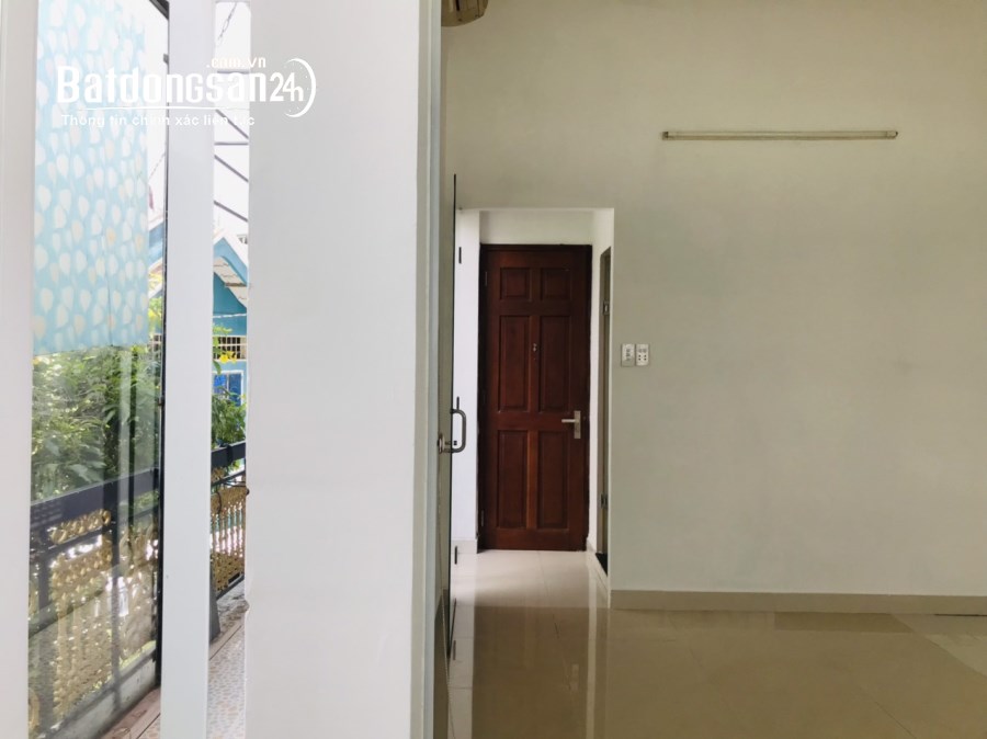 duy nhất 30m2 CHDV full nội thất cho 2 người tại trung tâm q7