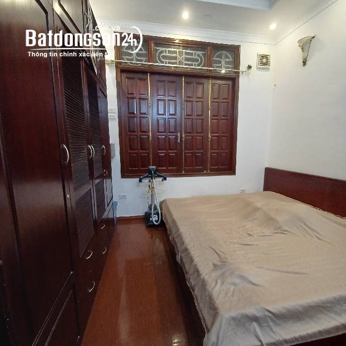 CỰC HIẾM, NHÀ BÁN GIÁP HỒ TÂY, NGÕ NÔNG – THÔNG – Ô TÔ VÀO NHÀ, 62,3M2, GIÁ 12,5 TỶ