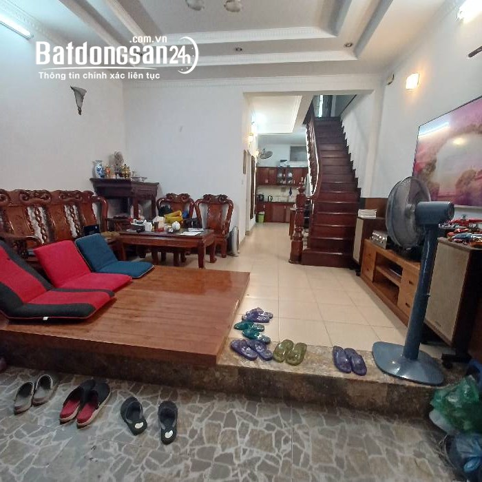 CỰC HIẾM, NHÀ BÁN GIÁP HỒ TÂY, NGÕ NÔNG – THÔNG – Ô TÔ VÀO NHÀ, 62,3M2, GIÁ 12,5 TỶ