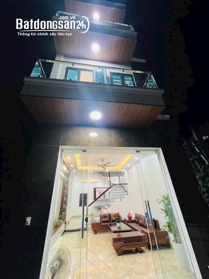 Bán nhà 3 tầng ngõ phố Nguyễn Thị Duệ, TP HD, 51.5m2, 3 ngủ, hướng tây, 2.5x tỷ