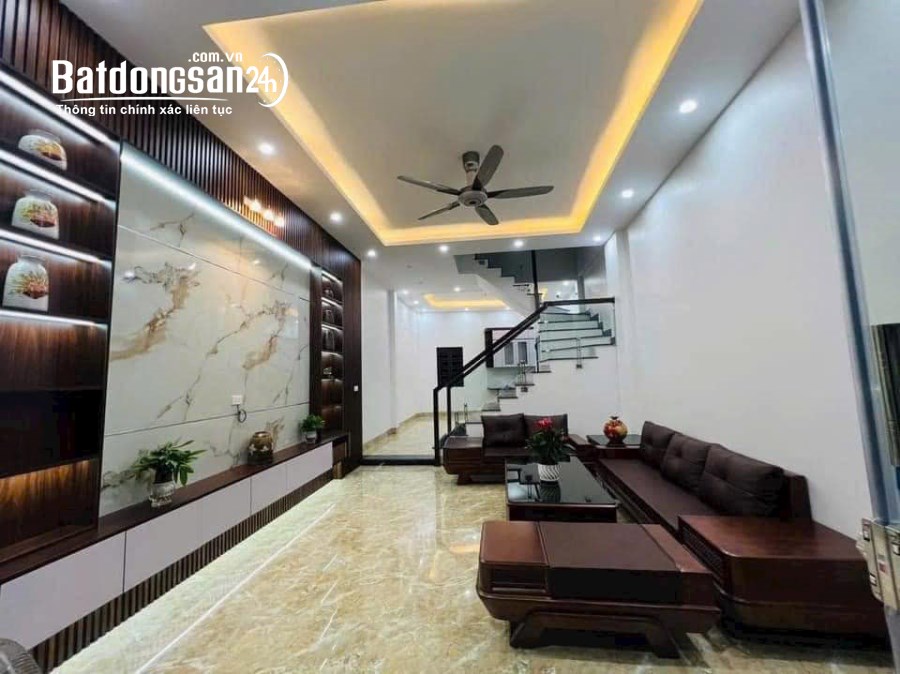 Bán nhà 3 tầng ngõ phố Nguyễn Thị Duệ, TP HD, 51.5m2, 3 ngủ, hướng tây, 2.5x tỷ