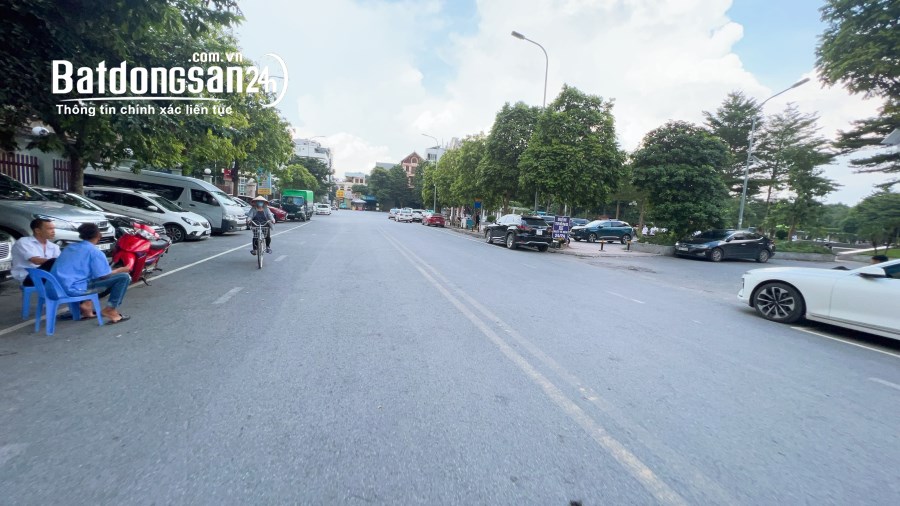 CỰC PHẨM LIỀN KỀ VIP NHẤT HỒNG TIẾN 170M, MT22M, LÔ GÓC, THANG MÁY, DÒNG TIỀN ĐỈNH.