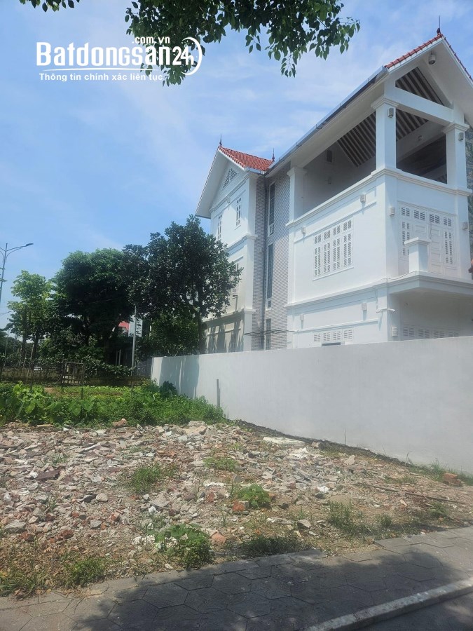 Bán đất biệt thự đường Đinh Tiên Hoàng, Đông Nam Cường, TP HD, 342m2, mt 15m, VIP