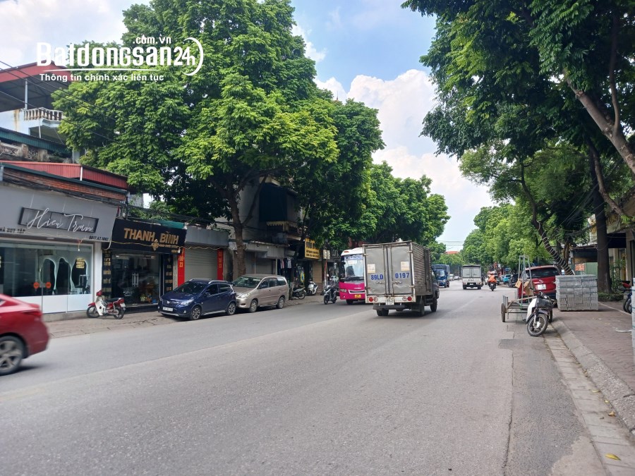 Bán nhà mặt phố Hà Huy Tập, vị trí trung tâm, k.doanh sầm uất. 108m1 ~ 12 tỷ