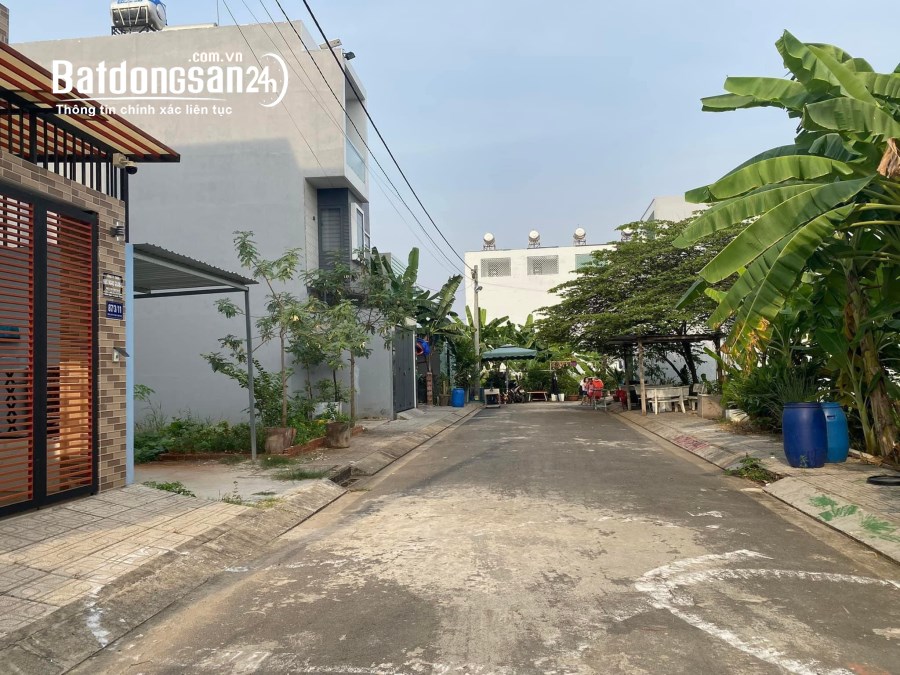 Lô đất 59m2, giáp ranh Đông Tăng Long, đường 8m, giá siêu ngộp