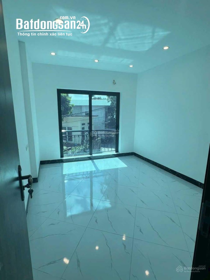 Bán gấp nhà  800tr, 3 tầng,33-40m2 Đường Quốc Lộ 21B, Xã Cao Viên