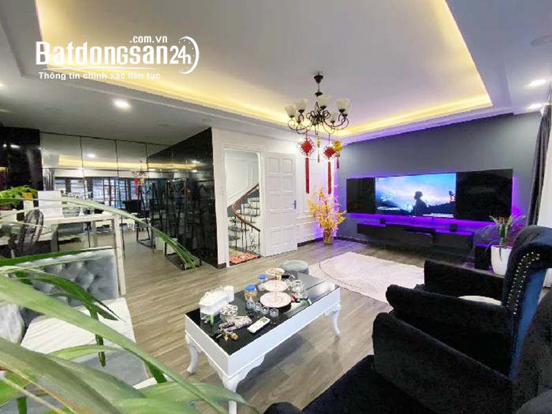 Bán nhà Triều Khúc 40m2 5 tầng, ô tô tránh, kinh doanh, dân xây 7.15