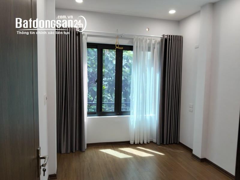  Chủ bán nhanh nhà phố Vũ Tông Phan 33m2, 4 tầng, 3MT chỉ 4 tỷ