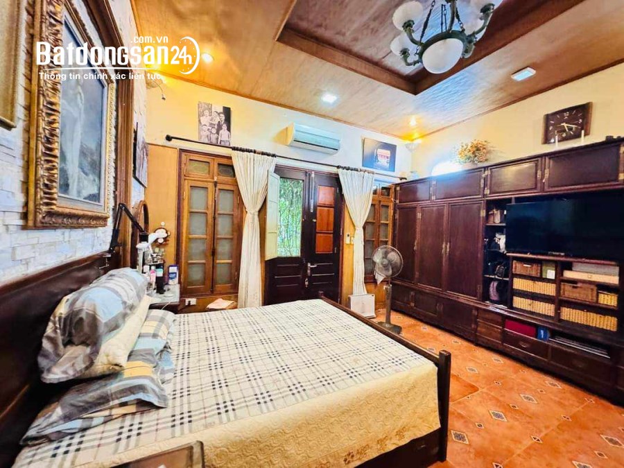 Bán nhà phố Vĩnh Phúc 56m2, 5T, 2 mặt tiền ô tô thoải mái kinh doanh hiếm quận Ba Đìn
