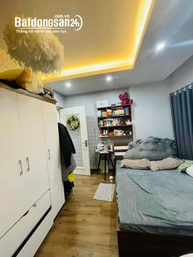 Bán nhà Phùng Khoang, thang máy, 3 ô tô tránh 102m2, 7 tầng. Nhỉnh 20 tỷ. 0906626679
