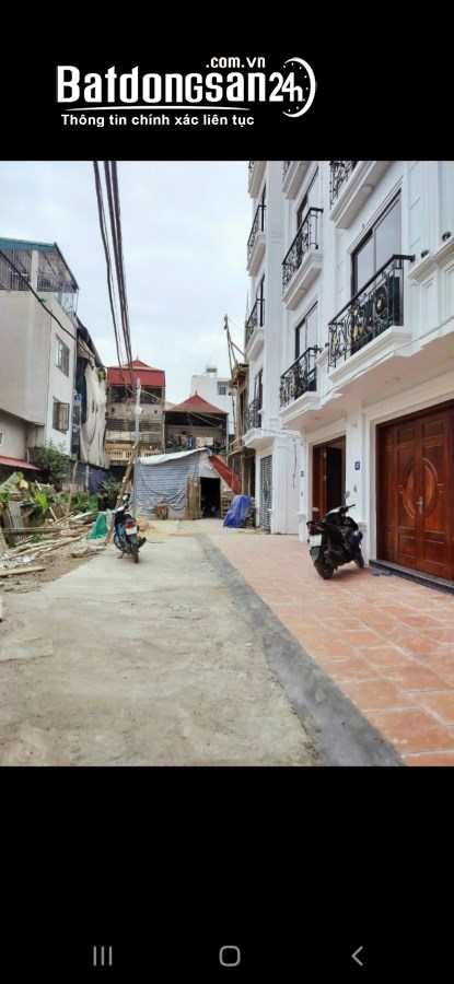 Bán nhà mặt phố Phú Diễn, khu trung tâm,kinh doanh:85m2*4 tầng*giá tốt. lh 0382.703.2