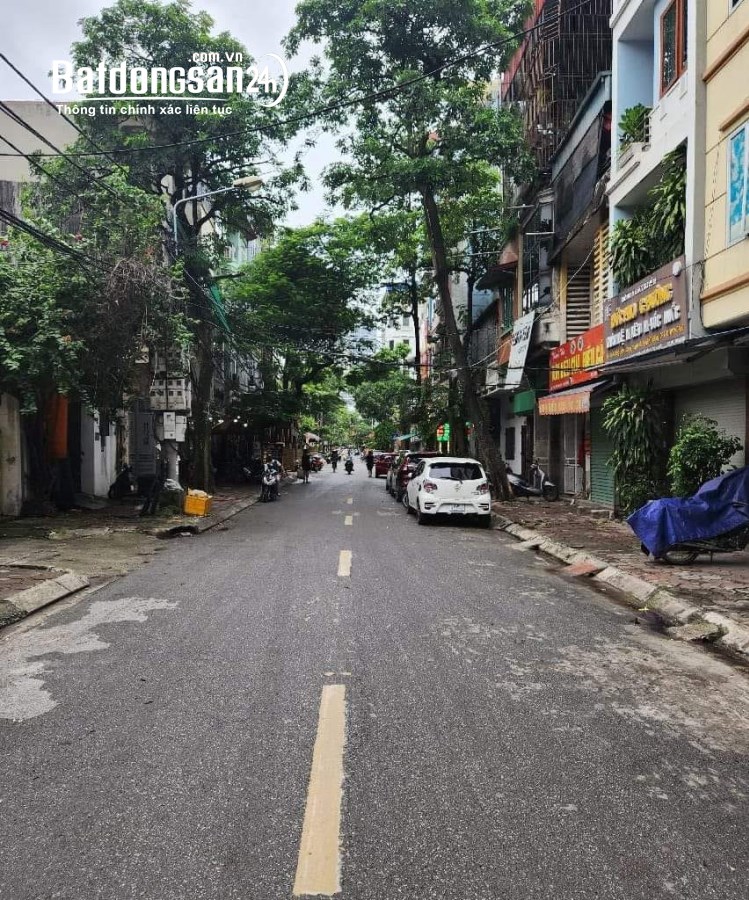 MẶT PHỐ BẾ VĂN ĐÀN   KINH DONH SẦM UẤT - NGAY  BỆNH VIỆN  HÀ ĐÔNG DT 45M 6 TẦNG 