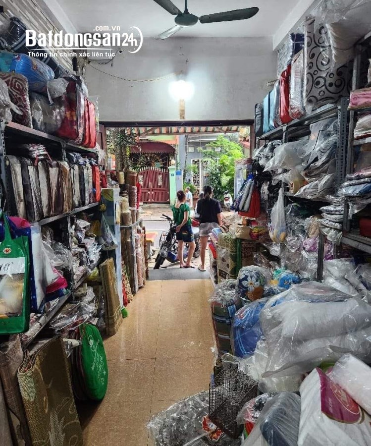 MẶT PHỐ BẾ VĂN ĐÀN   KINH DONH SẦM UẤT - NGAY  BỆNH VIỆN  HÀ ĐÔNG DT 45M 6 TẦNG 