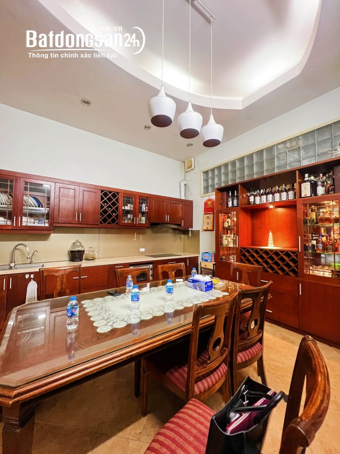 Bán nhà mặt phố Đường Hoàng Ngân, Phường Trung Hòa, Quận Cầu Giấy
