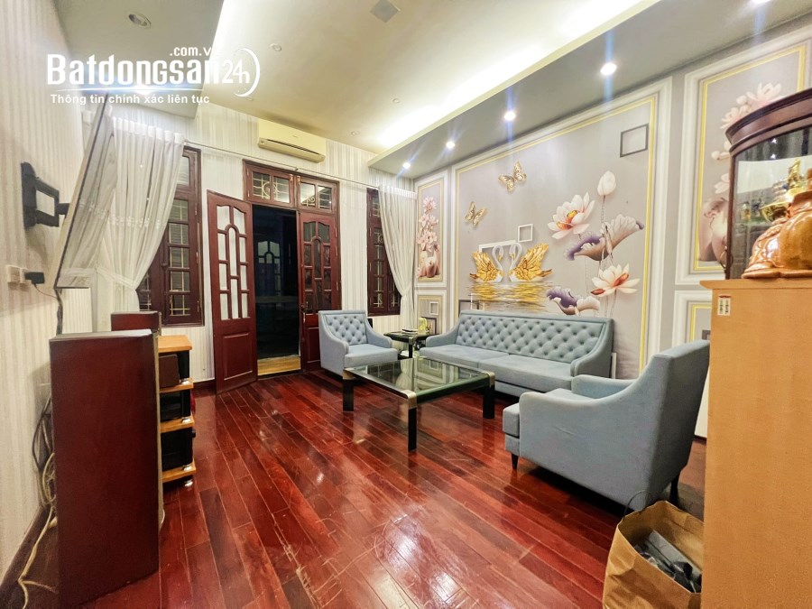 Bán nhà mặt phố Đường Hoàng Ngân, Phường Trung Hòa, Quận Cầu Giấy