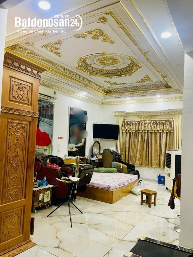 Nhà mặt tiền , 120m2 , 3 lầu , Phú Nhuận , giá 26 tỷ .