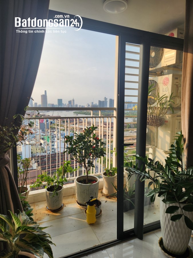 Bán 2PN, View Bitexco, Full NT, HĐ thuê sẵn, 5,7 tỷ, ngay sông sài gòn, bến nhà rồng.