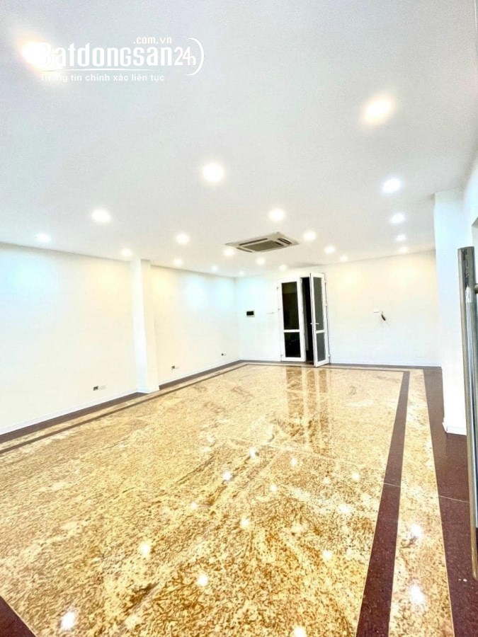Bán nhà mặt phố Phố Lê Trọng Tấn, Phường Khương Mai, Quận Thanh Xuân