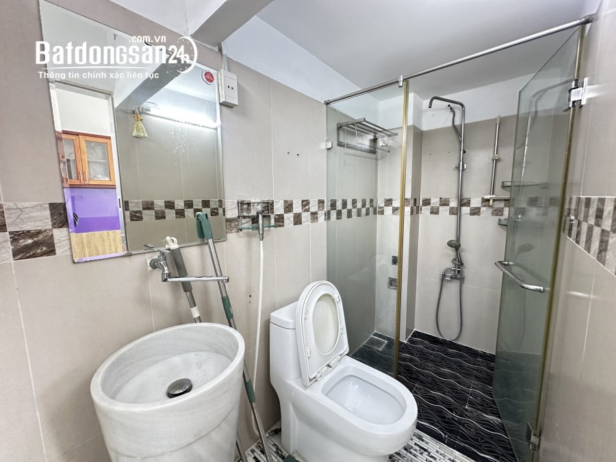 Cho thuê căn hộ chung cư Đường Huỳnh Tấn Phát, Phường Tân Phú, Quận 7