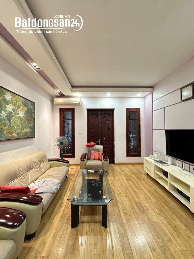 BÁN GẤP NHÀ ĐƯỜNG LÁNG, GIÁ NHỈNH 7 TỶ, 2 THOÁNG, MẶT TIỀN RỘNG, BÁN TRONG TUẦN!!!