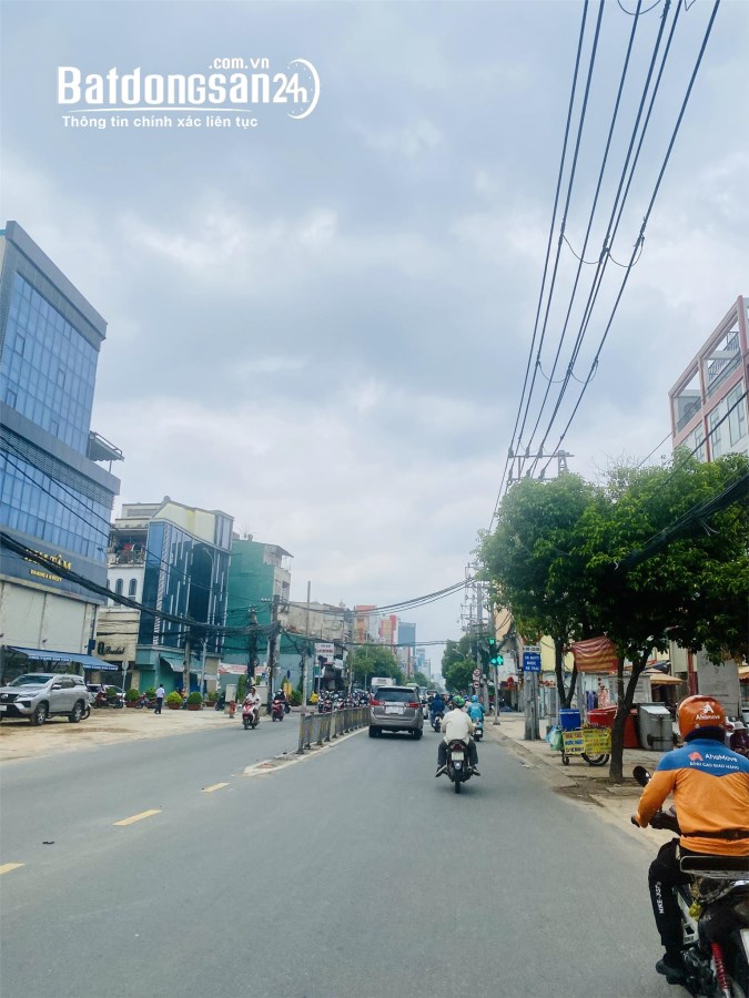 ***Bán nhà mặt tiền Cách Mạng Tháng Tám, quận Tân Bình - (3,7 x 15)